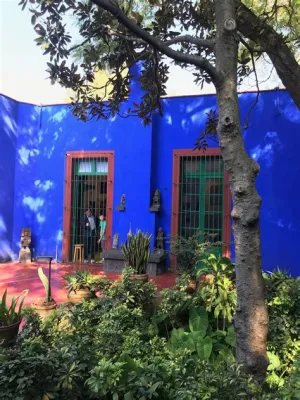 Casa Azul Frida Kahlo Museum: Unveiling the Vibrant World of Mexico's Iconic Artist!