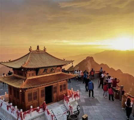 Baiyun Mountain Scenic Area: Uncovering Ancient Beauty and Natural Serenity!