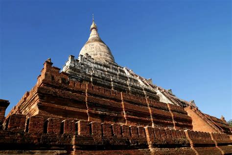 Xingshi Temple Ruins: Unearthing Ancient Mysteries and Embracing Serene Beauty!